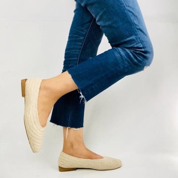 Zara Shoes - Zara Raffia Ballet Flats -